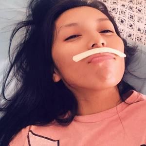 Meet your Posher, Kaana